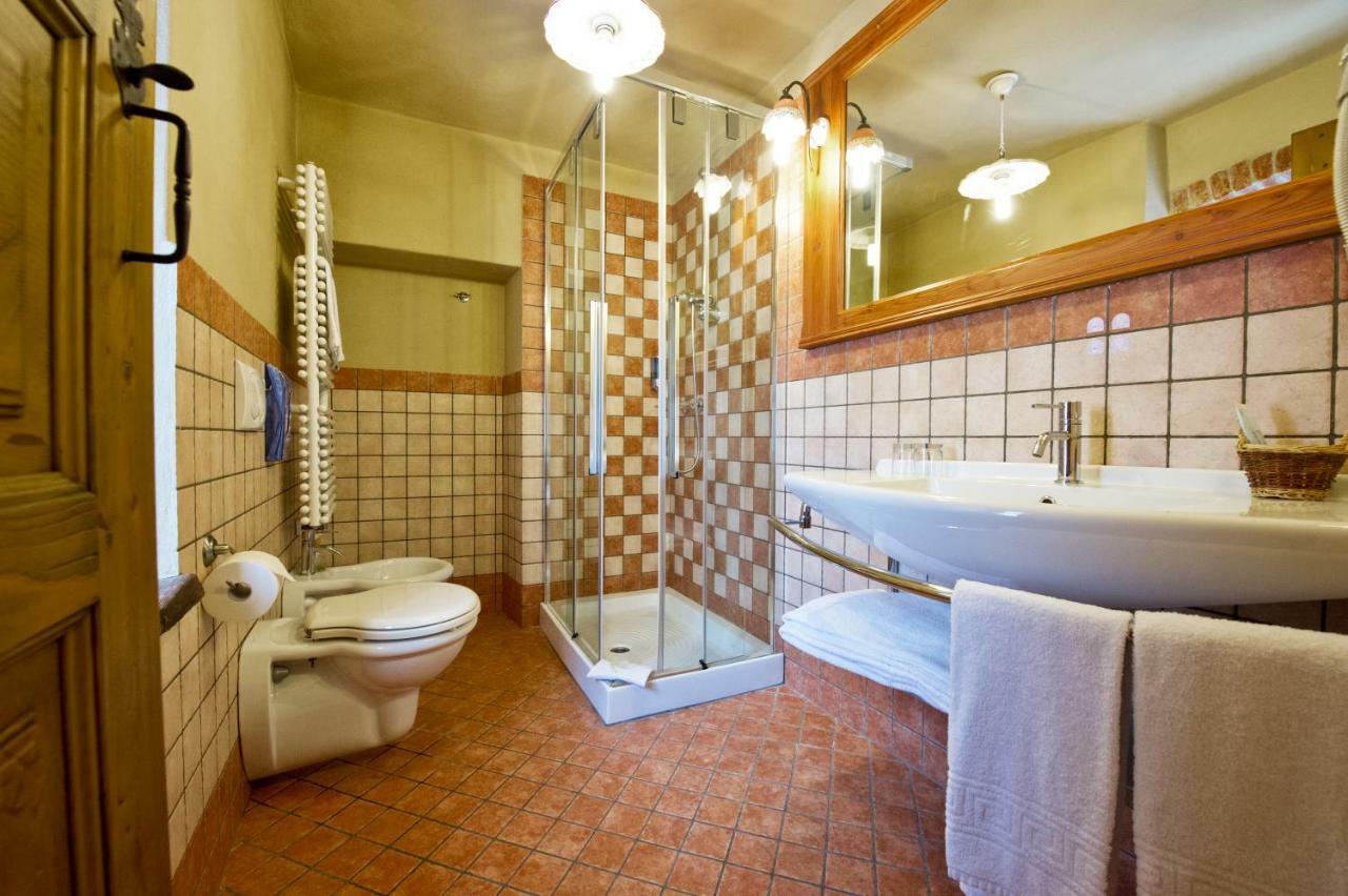 La Maison Des Vignerons Chambres D'Hotes B&B Donnaz エクステリア 写真